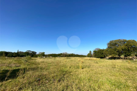 Área de terra para venda no Jardim Embaré,