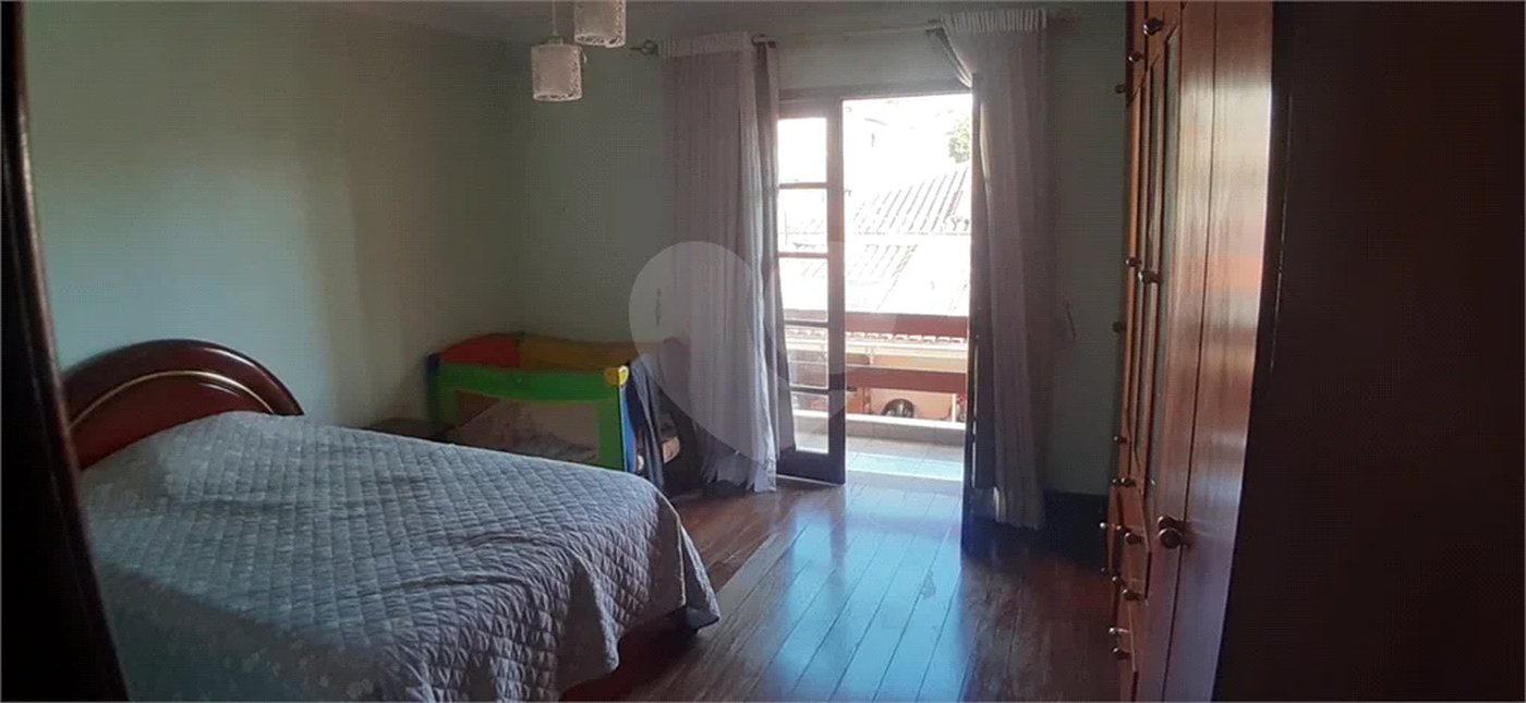 Imóvel localizado no jardim França/barro branco com 3 dorms, senddo 5 vagas