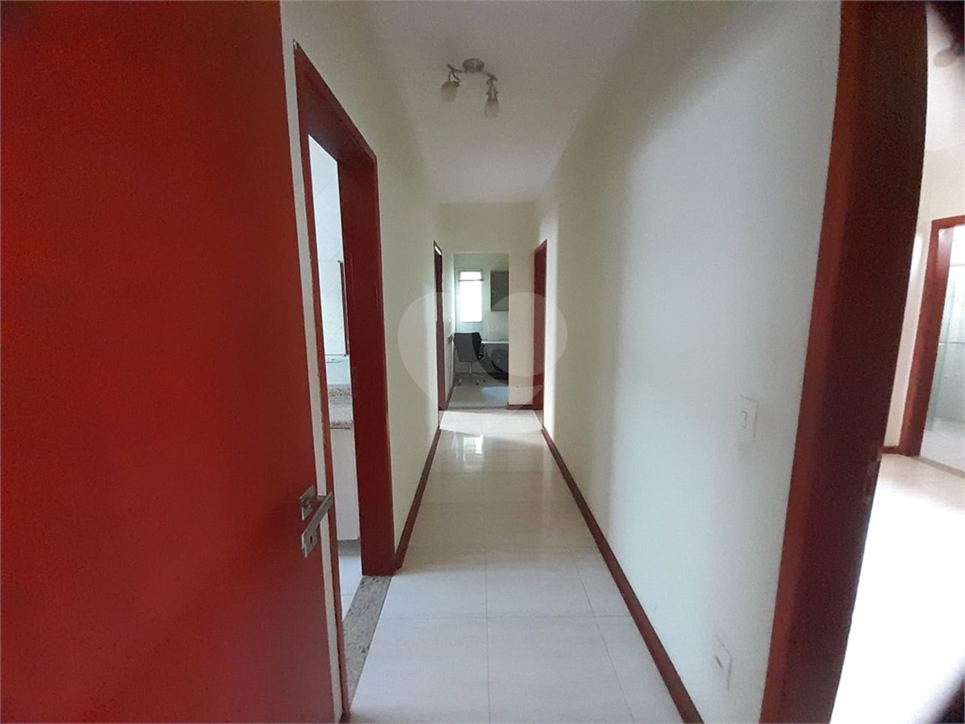 Casa à Venda no Residencial Eldorado - São Carlos