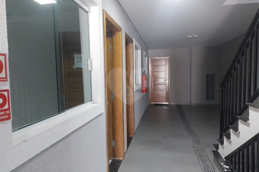 Apartamento Novo com 2 Dormitórios, Elevador na Vila Gustavo. Aceita Pet.