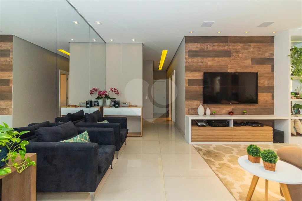Apartamento na Mooca - 3 vagas