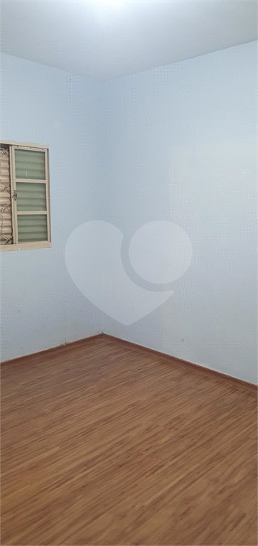 Casa térrea para locação e venda no Condomínio Mont Carlo I