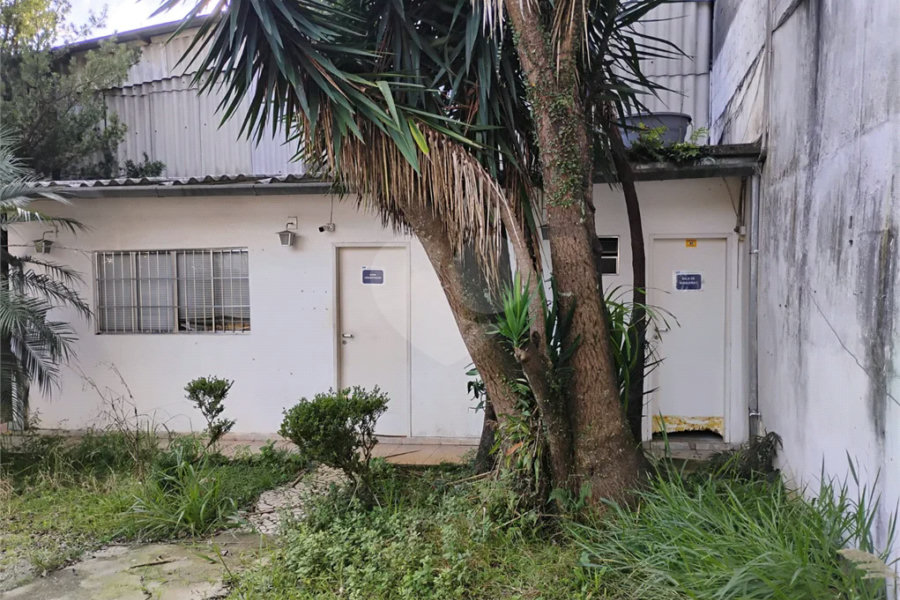 Aluga-se imóvel comercial na Zona Sul com 1500 m2