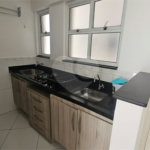Apartamento mobiliado disponível para locação - em excelente localização na Av. Independência em Piracicaba.