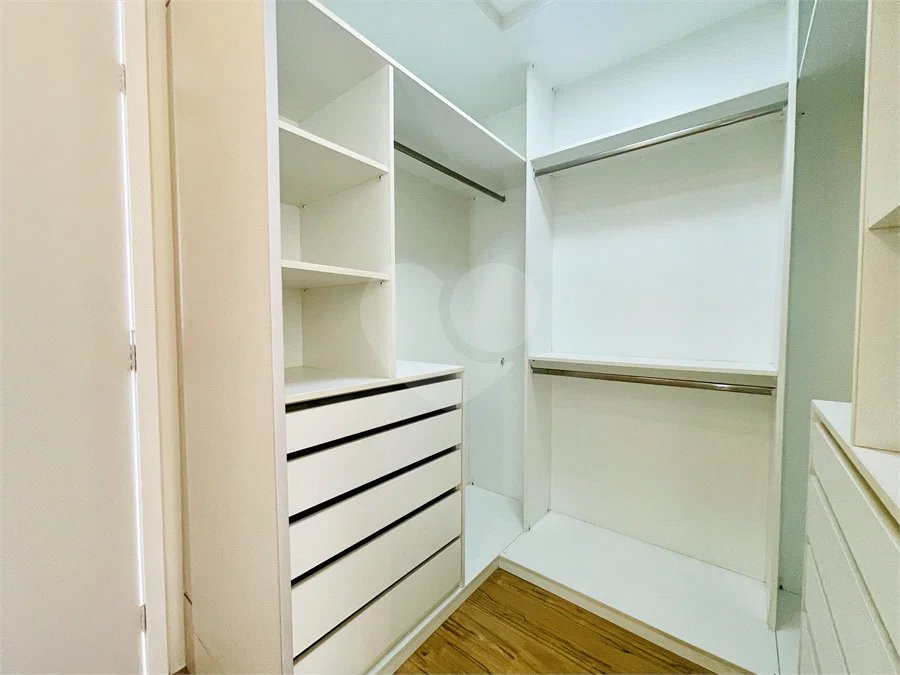 OPORTUNIDADE DE COMPRA NO DOMO HOME - 123 M² 3 DORMITORIOS SUITE COM CLOSET ANDAR ALTO!