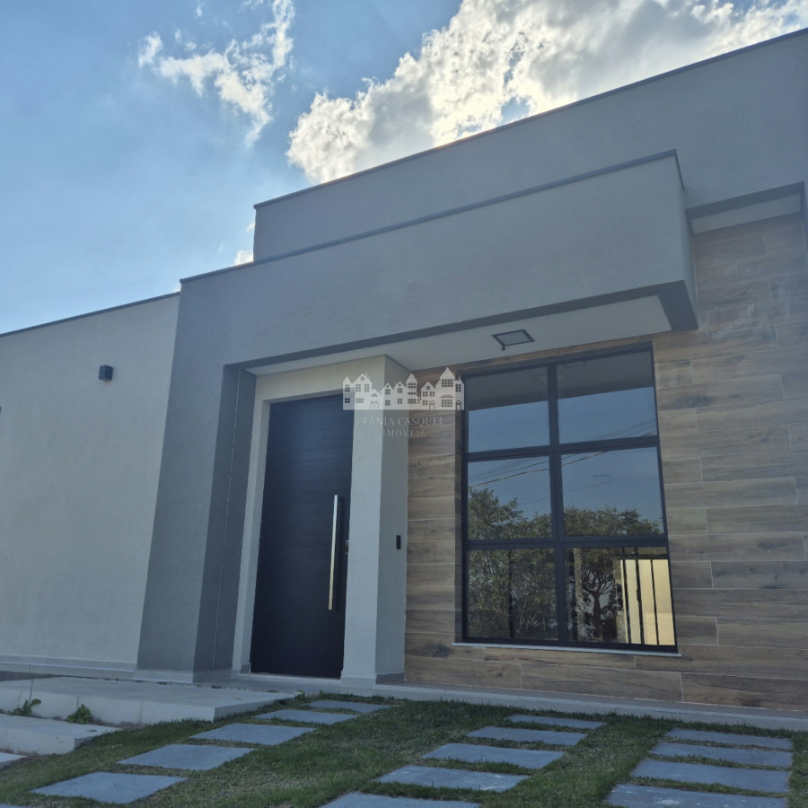 Casa térrea à venda com 4 quartos, sendo 2 suítes, no condomínio Alto da Floresta, Bom Jesus dos Perdões - SP