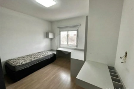 Apartamento com 138m², 3 dormitórios, sendo 3 suítes, 2 vagas de garagem, à venda na Vila Valparaiso em Santo André.