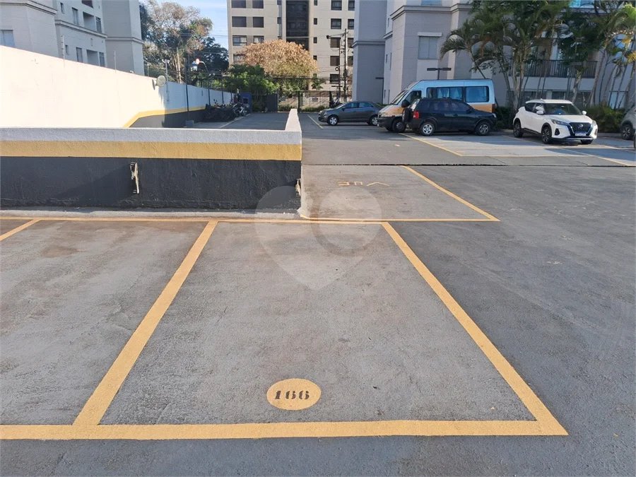 APARTAMENTO A VENDA SEMI MOBILADO A VENDA NA VILA LEOPOLDINA