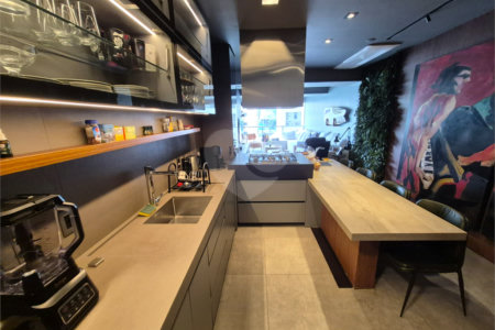 Apartamento à venda com 2 suítes em Itaim Bibi, São Paulo, SP