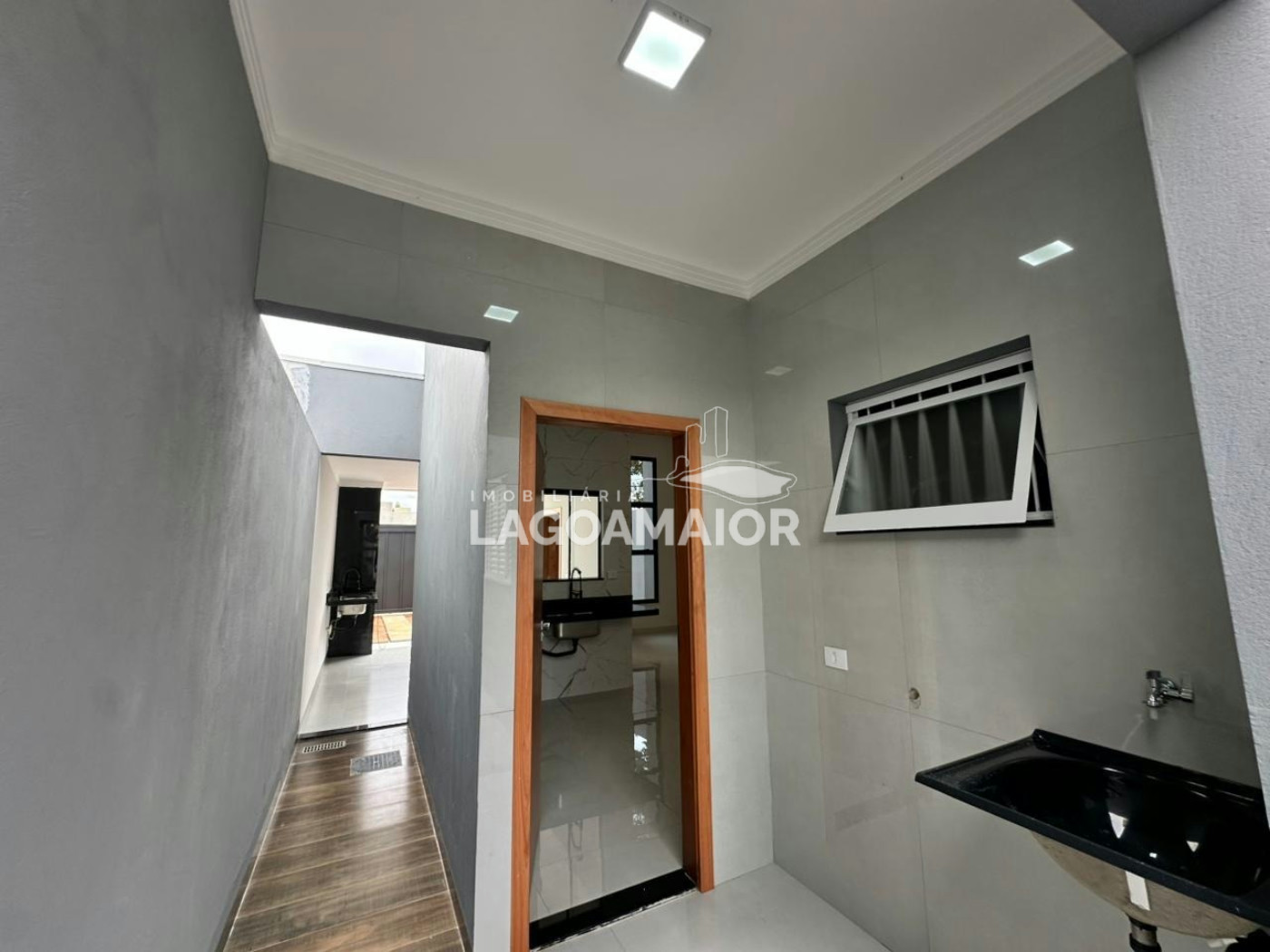 Casa à venda com 3 quartos, sendo 1 suíte, em Bela Vista da Lagoa, Três Lagoas - MS