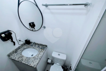 Studio Mobiliado na República – 22m² com Varanda