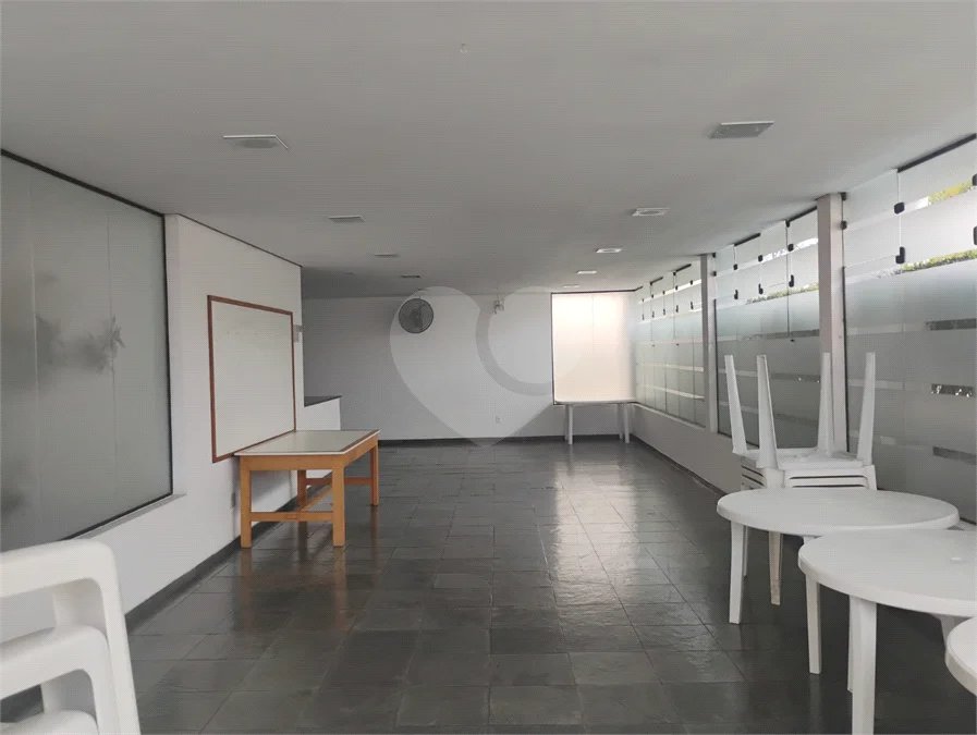 Apartamento 2 dormitórios no Jardim Prudência.