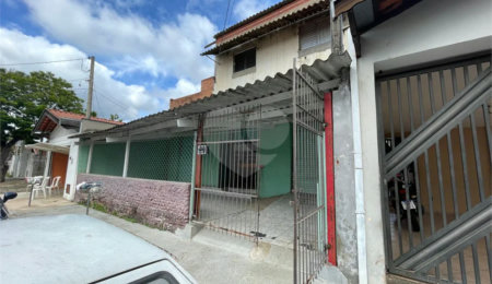 Casa à venda ou para alugar com 3 quartos, sendo 1 suíte, em Santa Terezinha, Piracicaba, SP