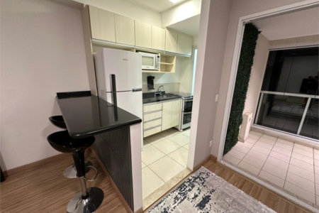 Apartamento para locação no Campo Belo com 51m², com 1 dormitório, 1 vaga, e lazer completo
