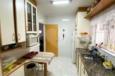Sobrado à venda com 3 quartos, sendo 1 suíte, em Campo Belo, São Paulo, SP