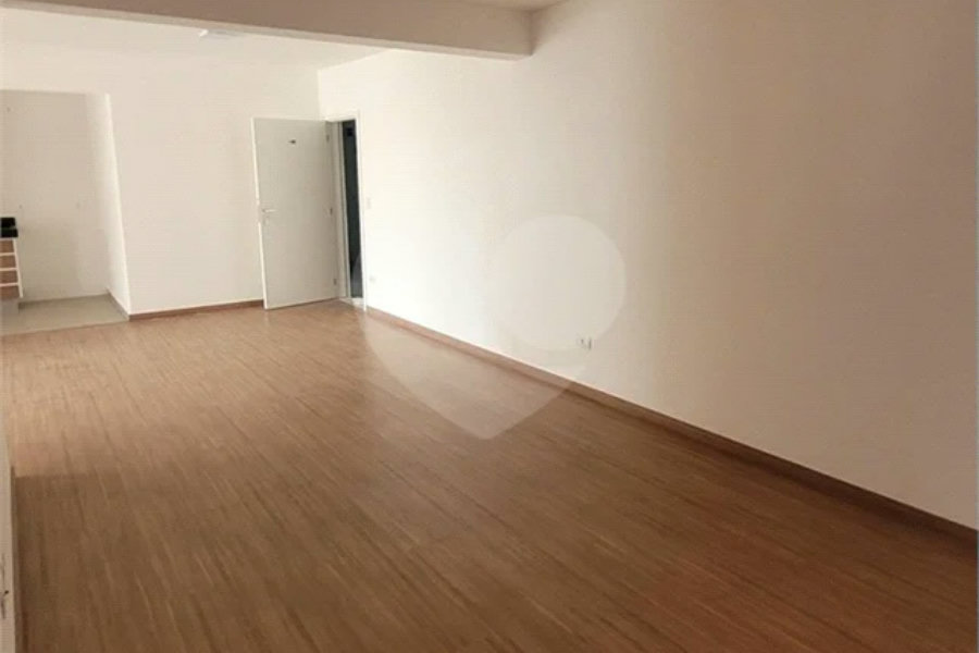 Apartamento com Varanda Gourmet e Suíte com Closet – 2 Vagas Cobertas!