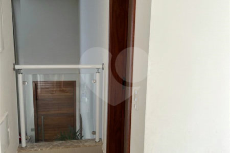 Casa em Condomínio - Jardim Residencial Alto de Itaici!