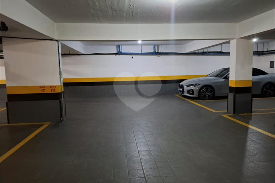 Apartamento, a venda, com 300m² de área privativa, 4 suítes, 4 vagas - Santana / SP