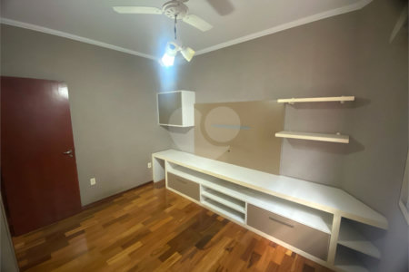 Casa a venda no Jardim Cardinalli - São Carlos/SP
