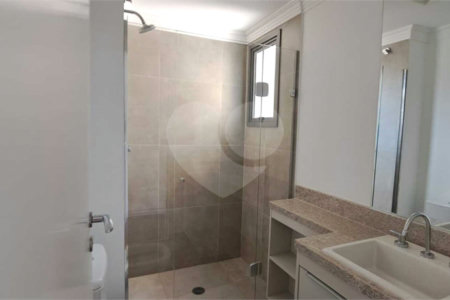 Apartamento á venda em Moema 75m² 2 Suítes 2 Vagas