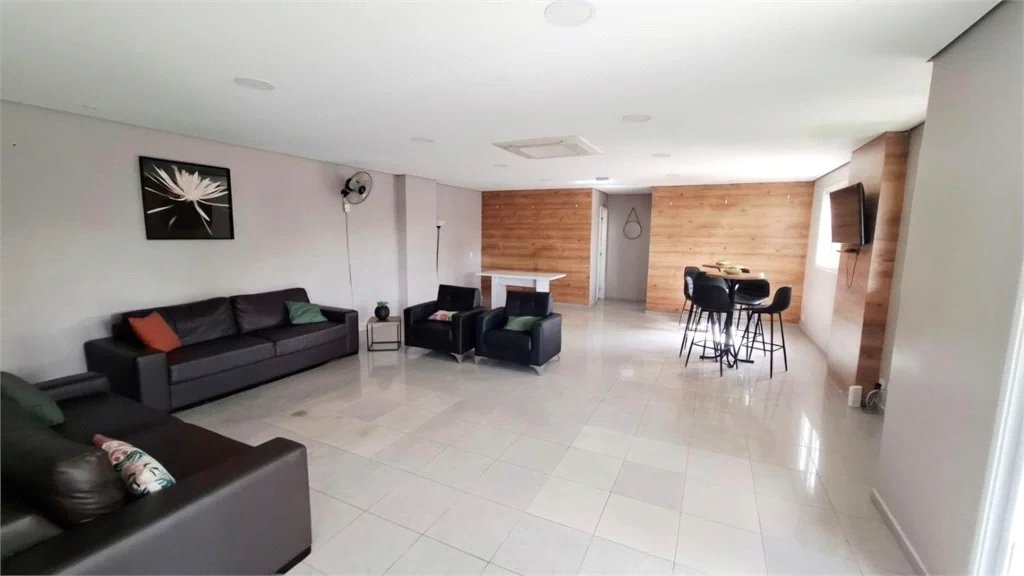 Apartamento com 90 metros no Jardim Ester