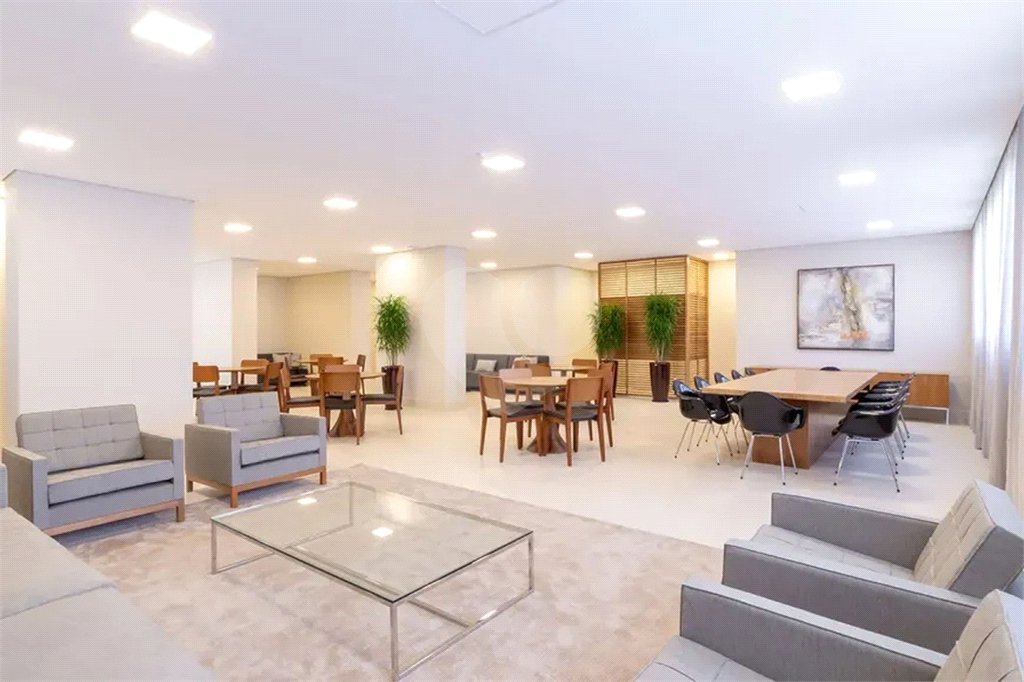 Apartamento à venda com 3 quartos, sendo 2 suítes, em Cambuci, São Paulo, SP