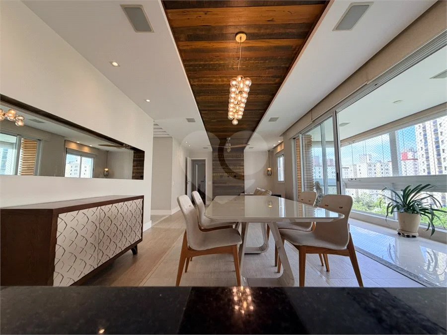 Apartamento à venda com 3 suítes em Vila Mariana, São Paulo, SP