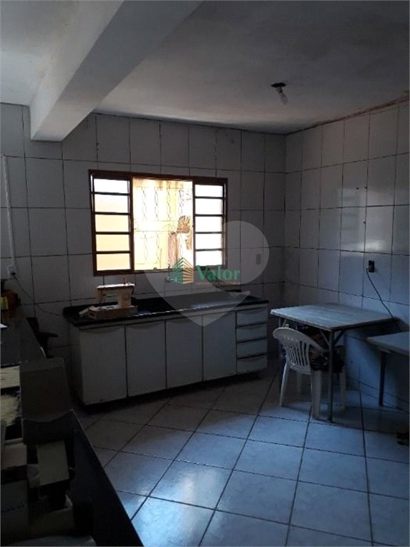 Casa á venda no cidade Aracy
