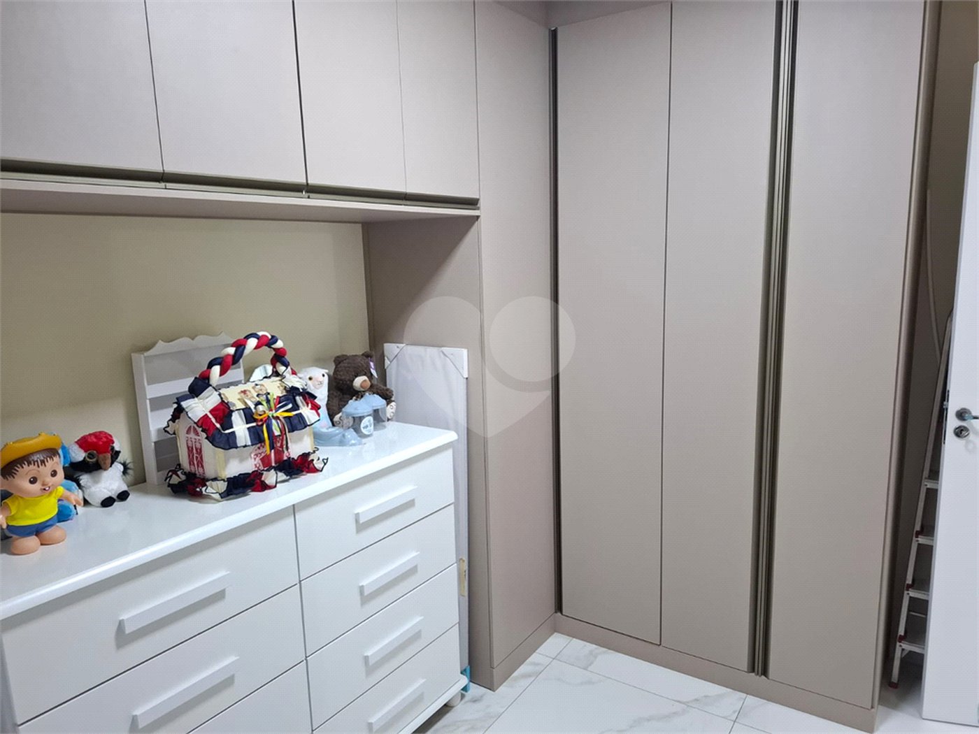 Apartamento com dois dormitórios a venda no Residencial Sineu