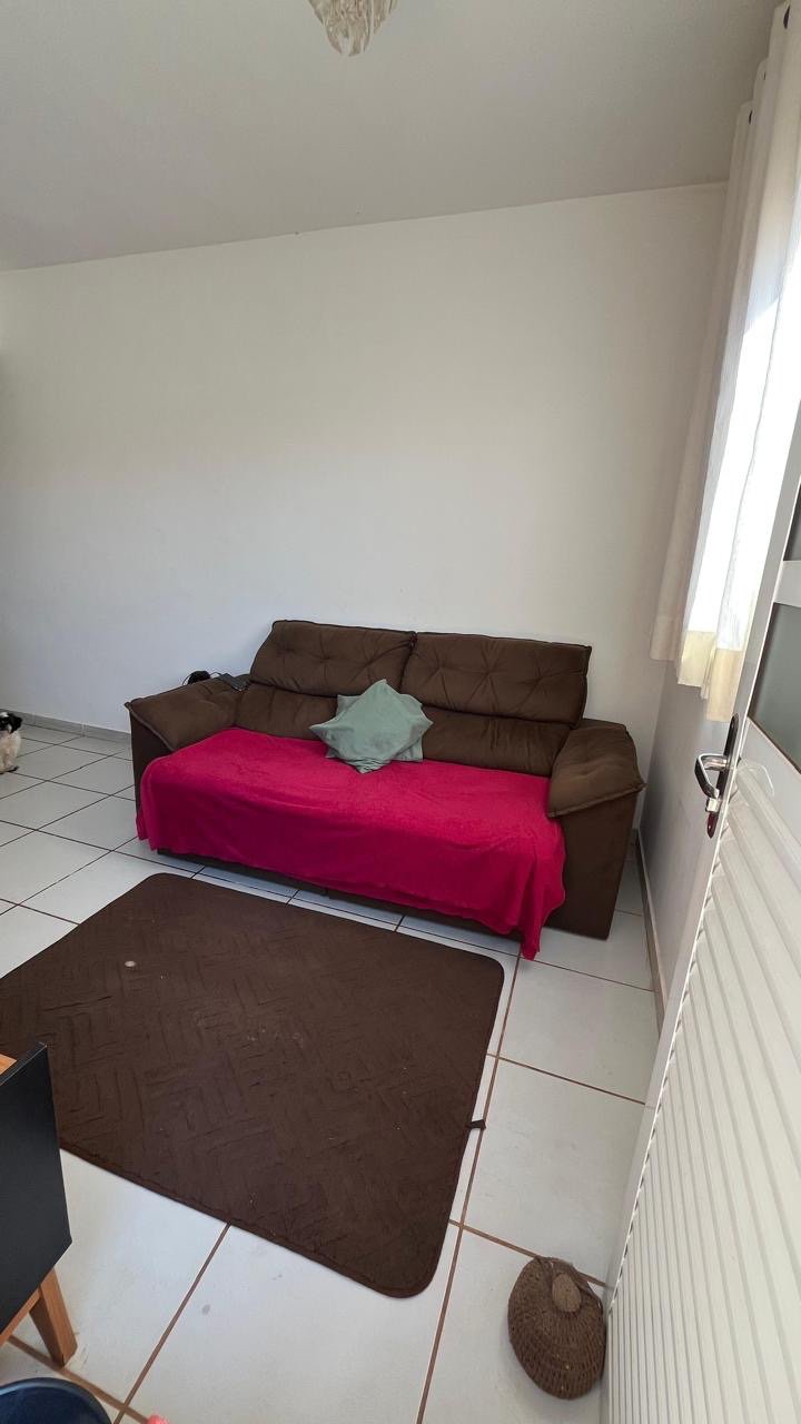 Casa à venda com 3 quartos, sendo 1 suíte,  no condomínio Eco Ville 4, Três Lagoas - MS