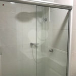 APARTAMENTO MOBILIADO EM FRENTE AO SHOPPING 02 DORMITÒRIOS