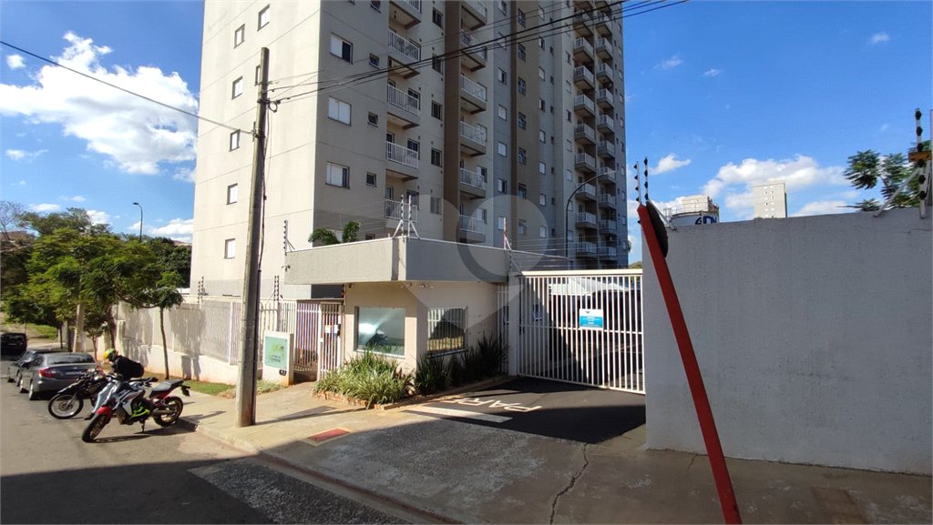 Apartamento à venda com 2 quartos em Recreio São Judas Tadeu, São Carlos - SP