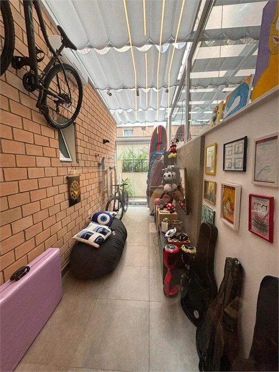 Apartamento Garden na Mooca de 322m² com 3 suítes e 5 vagas.
