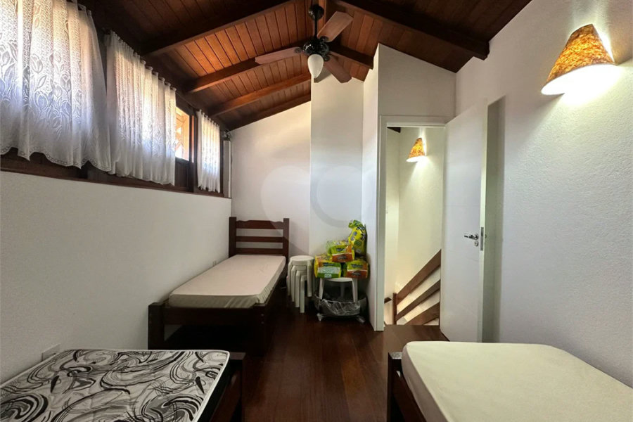 Casa à venda com 4 quartos, sendo 2 suítes, em Morada da Praia, Bertioga, SP