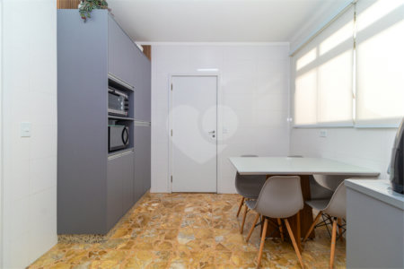 Casa à venda com 3 suítes em Interlagos, São Paulo, SP