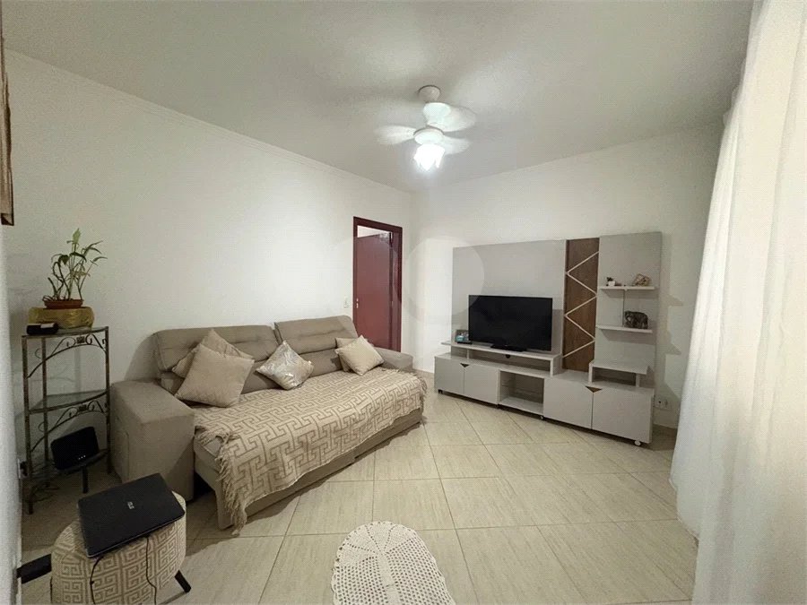CASA NO JARDIM ACAPUCO