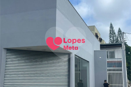 Loja Ponto Comercial em Vila Industrial, São José dos Campos/SP.