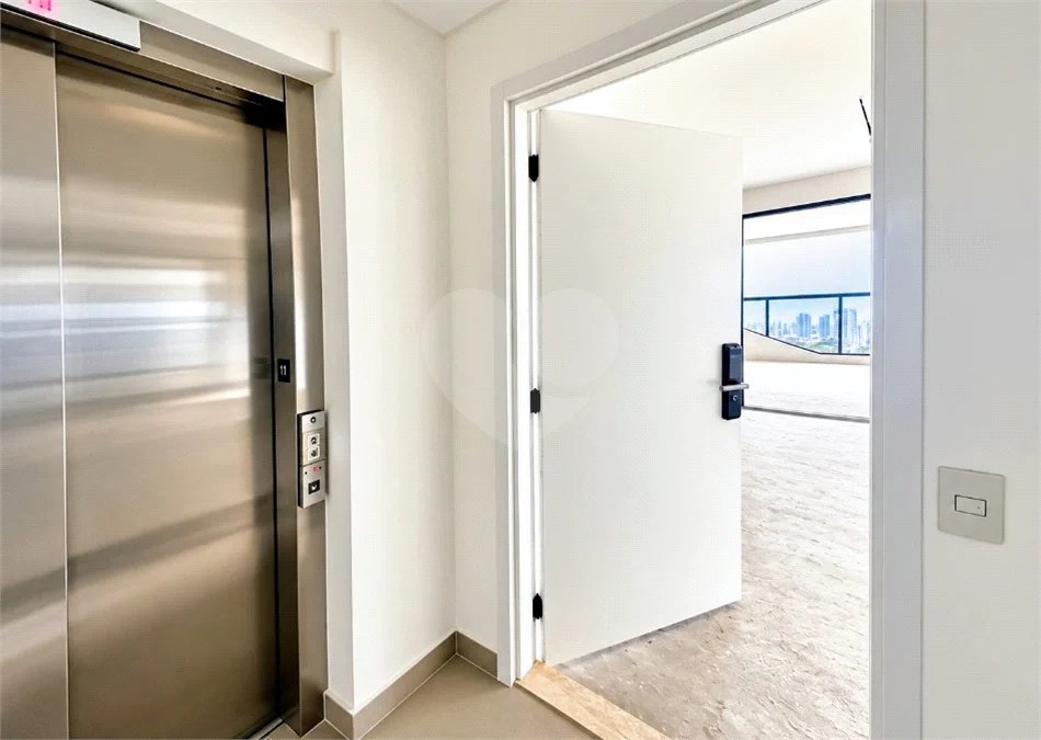 Apartamento à venda com 3 suítes em Chácara Santo Antônio, São Paulo, SP