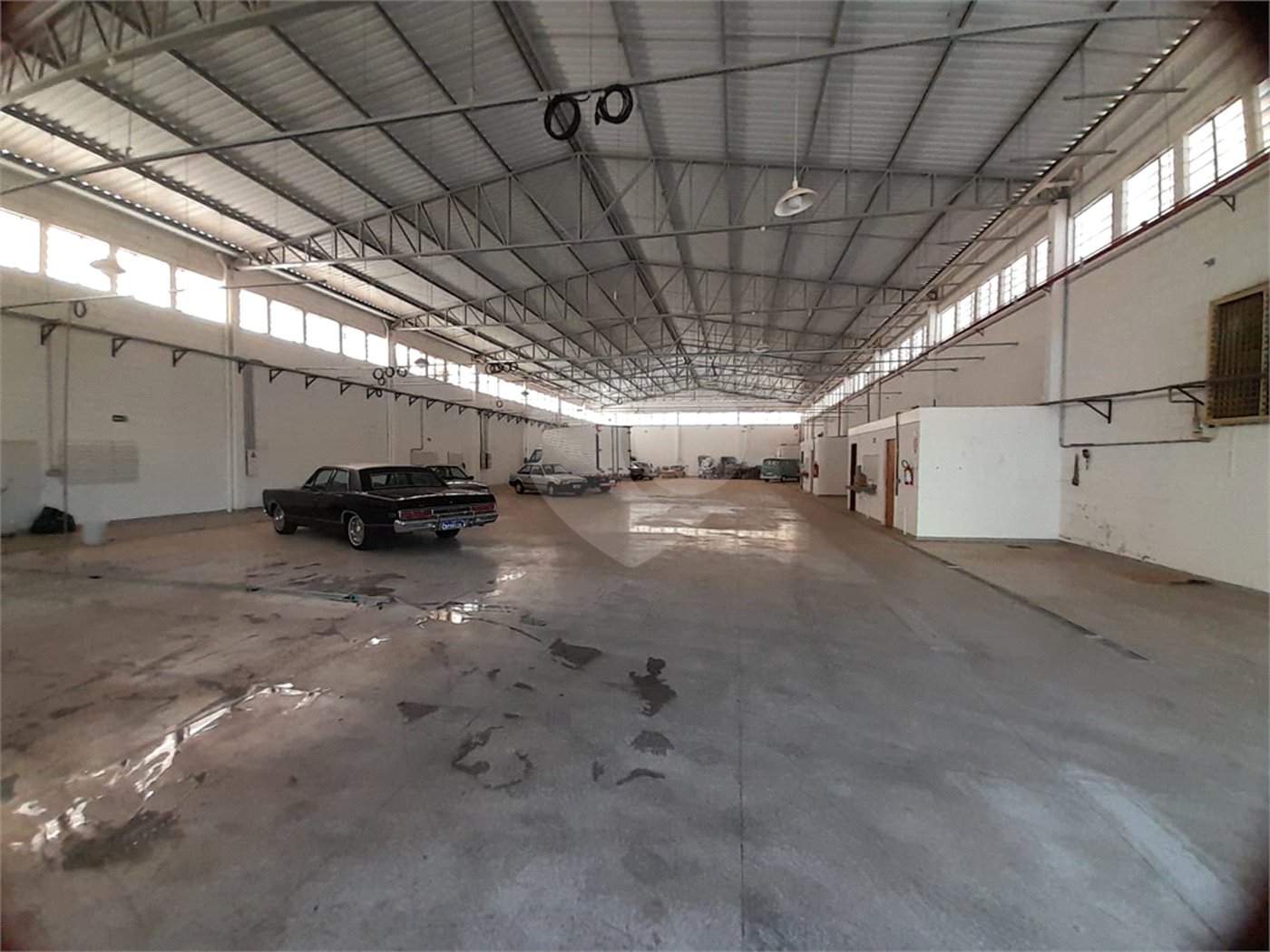 Galpão Industrial no Jardim Tangará - 1.714,91 m² de Área Útil