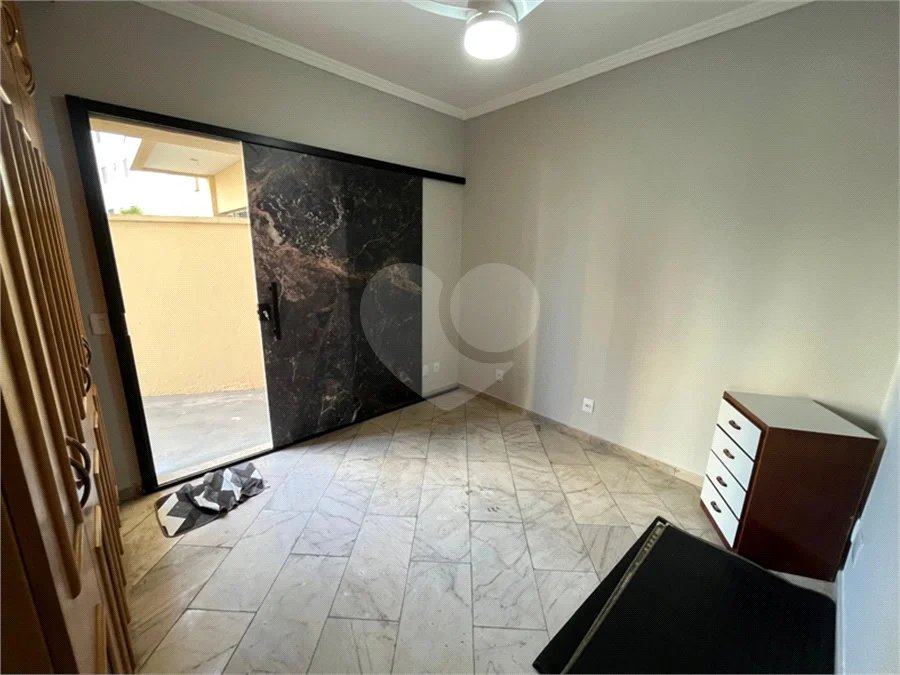 Apartamento Garden com 195 m² de Área Útil, 3 Dormitórios e 2 Vagas