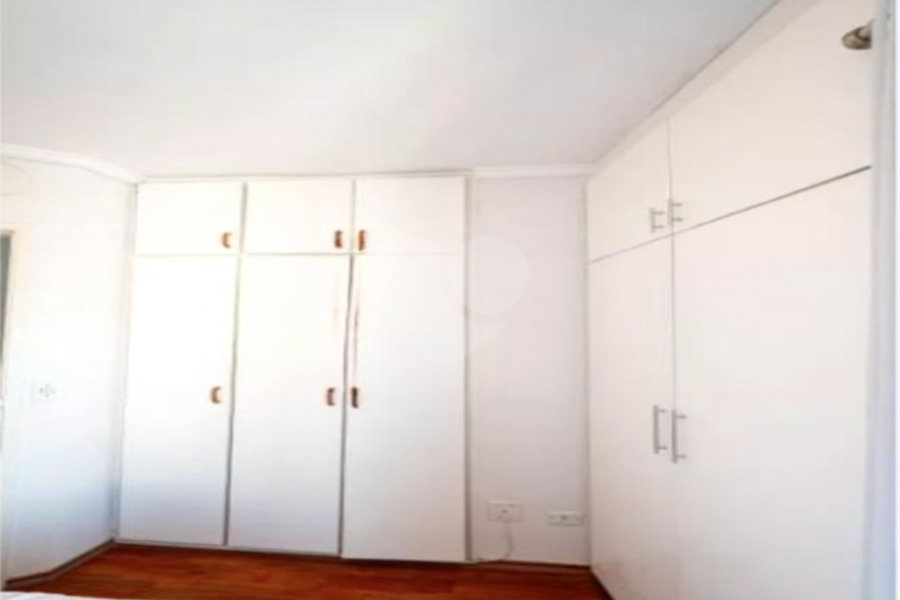 Apto com 3 Dorms com sacada 2 banheiros e 1 vaga de Garagem coberta lazer completo