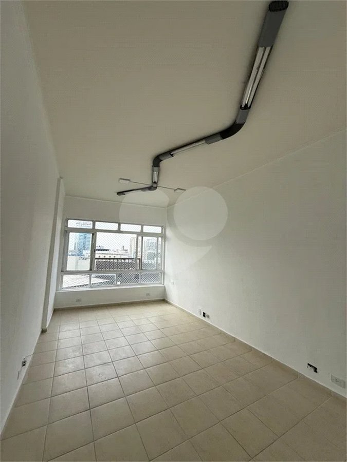 Sala comercial região da Paulista com 50 m²!
