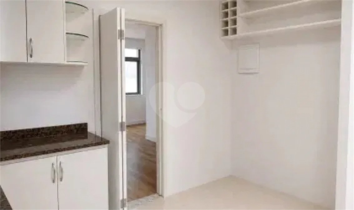 Apartamento Amplo na Saúde | 89 m², 2 Dormitórios e 1 Vaga