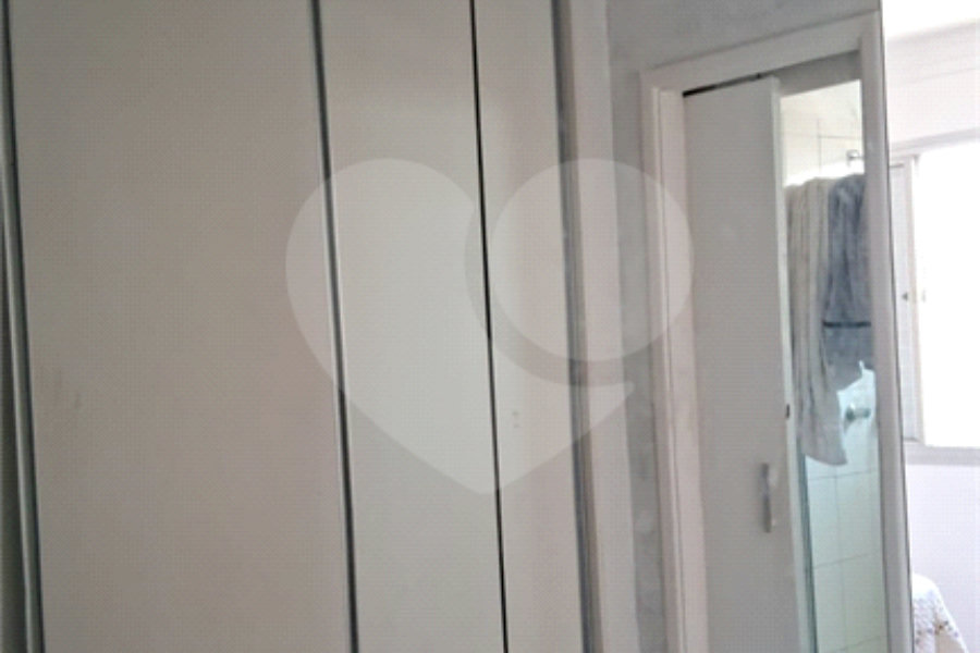 Apartamento à venda com 3 quartos, sendo 1 suíte,  em Vila Guilherme, São Paulo, SP
