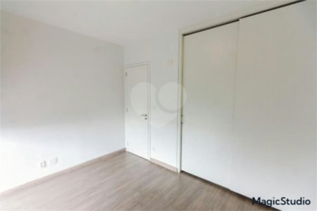 Apartamento com 66m², 2 dormitórios, 1 vaga de garagem, à venda na Barra Funda.