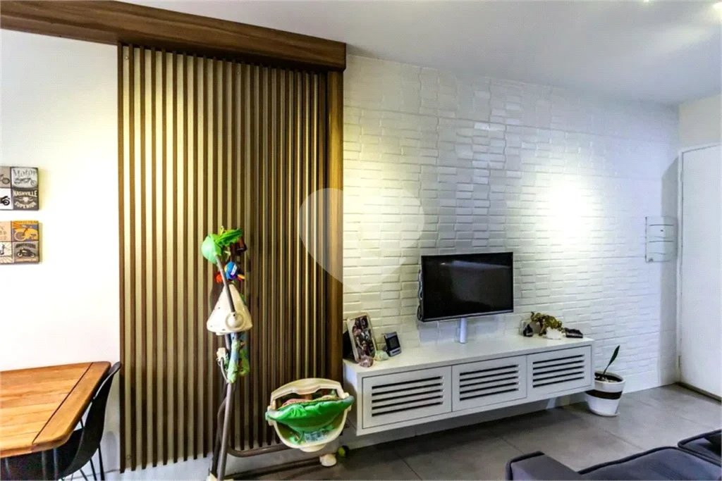 Apartamento á venda na Luz