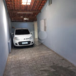 Casa Térrea com 3 dormitórios, sendo 1 suíte.