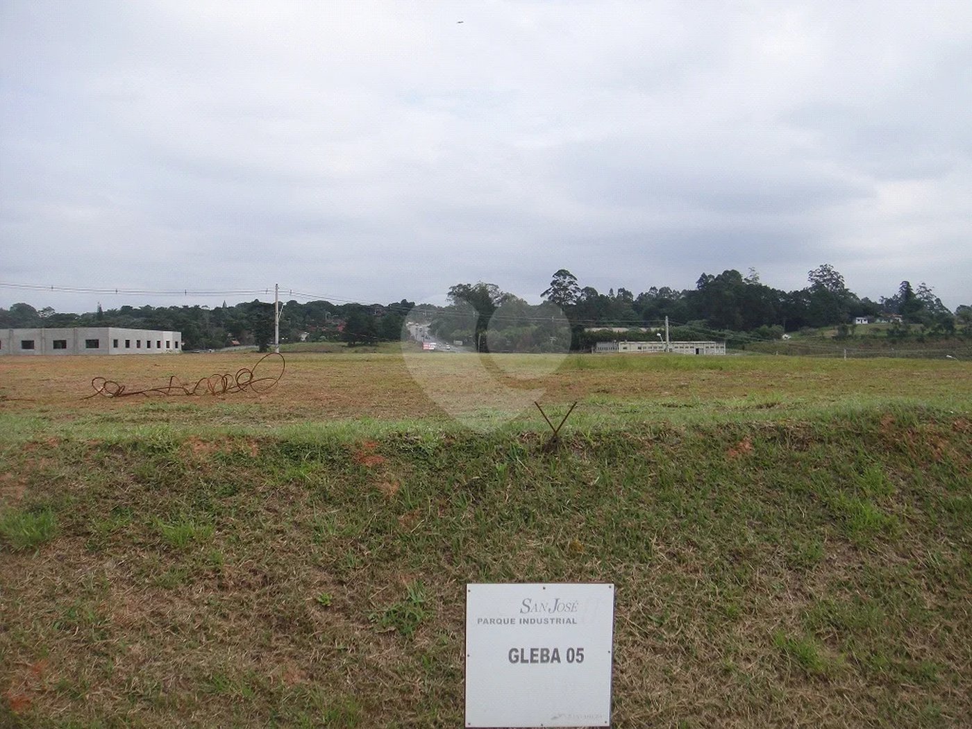Terreno industrial de 3.000 m² à venda em Cotia/SP