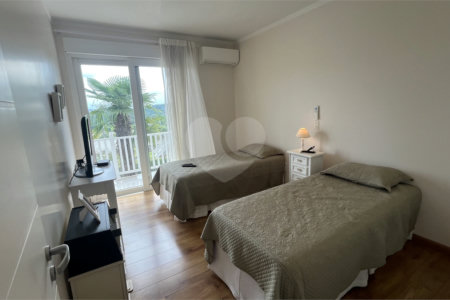 Casa a Venda no Condomínio Porto Atibaia com 4 dormitórios