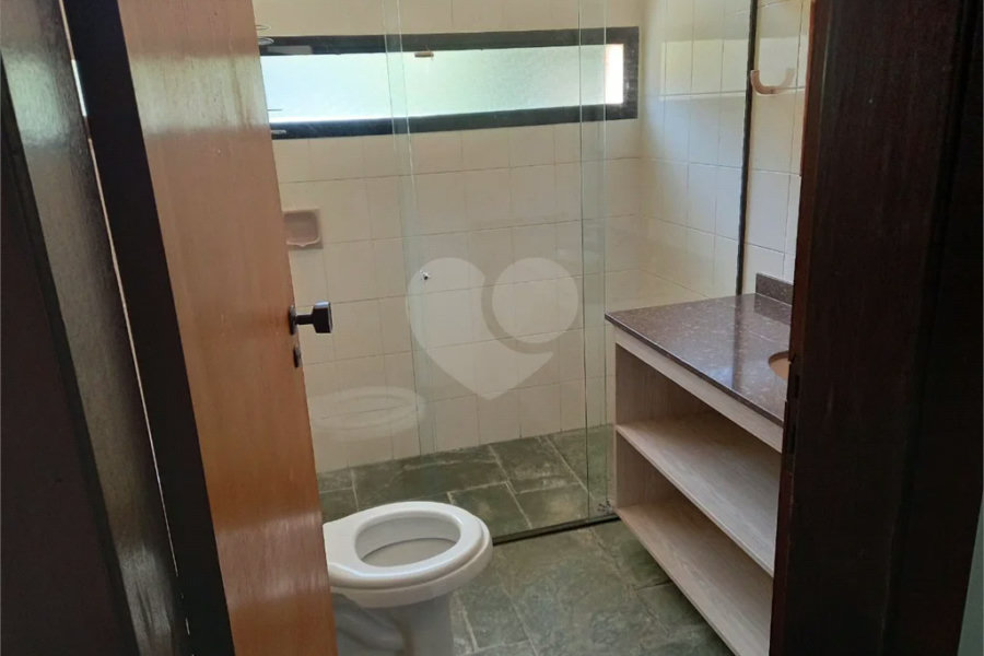 Casa à venda com 5 quartos, sendo 4 suítes, em Riviera de São Lourenço, Bertioga, SP